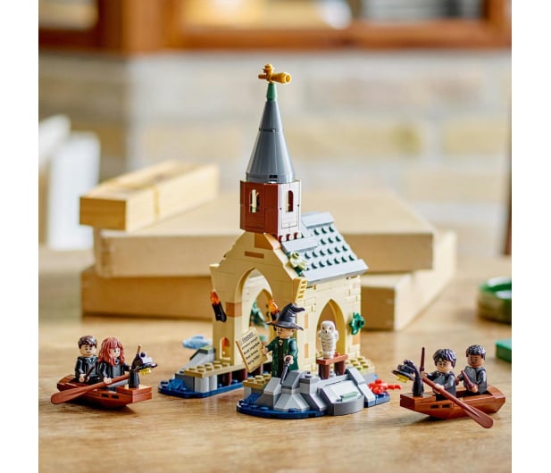 LEGO Harry Potter 76426 Dom na wodzie przy Hogwarcie™ - 1220607 - zdjęcie 12